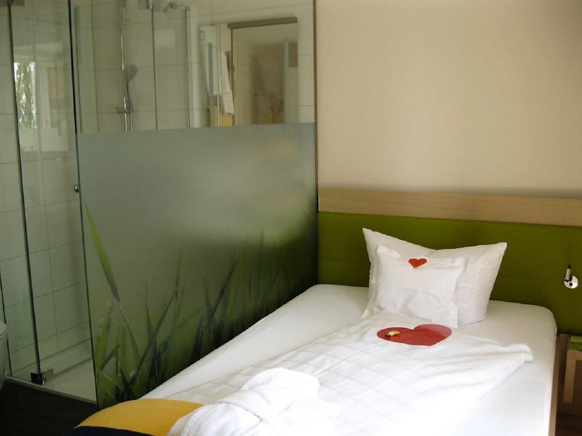 Seehotel Off Meersburg Exterior photo