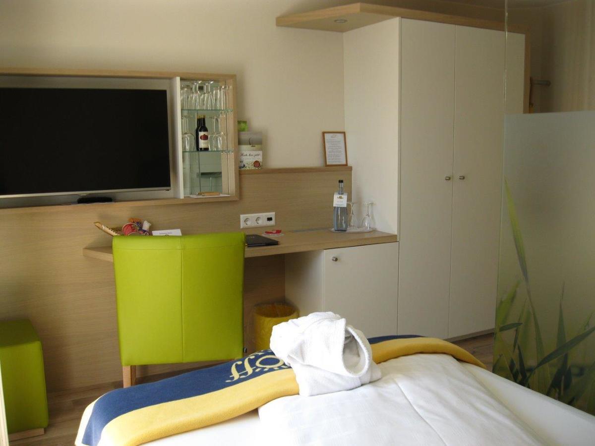 Seehotel Off Meersburg Exterior photo