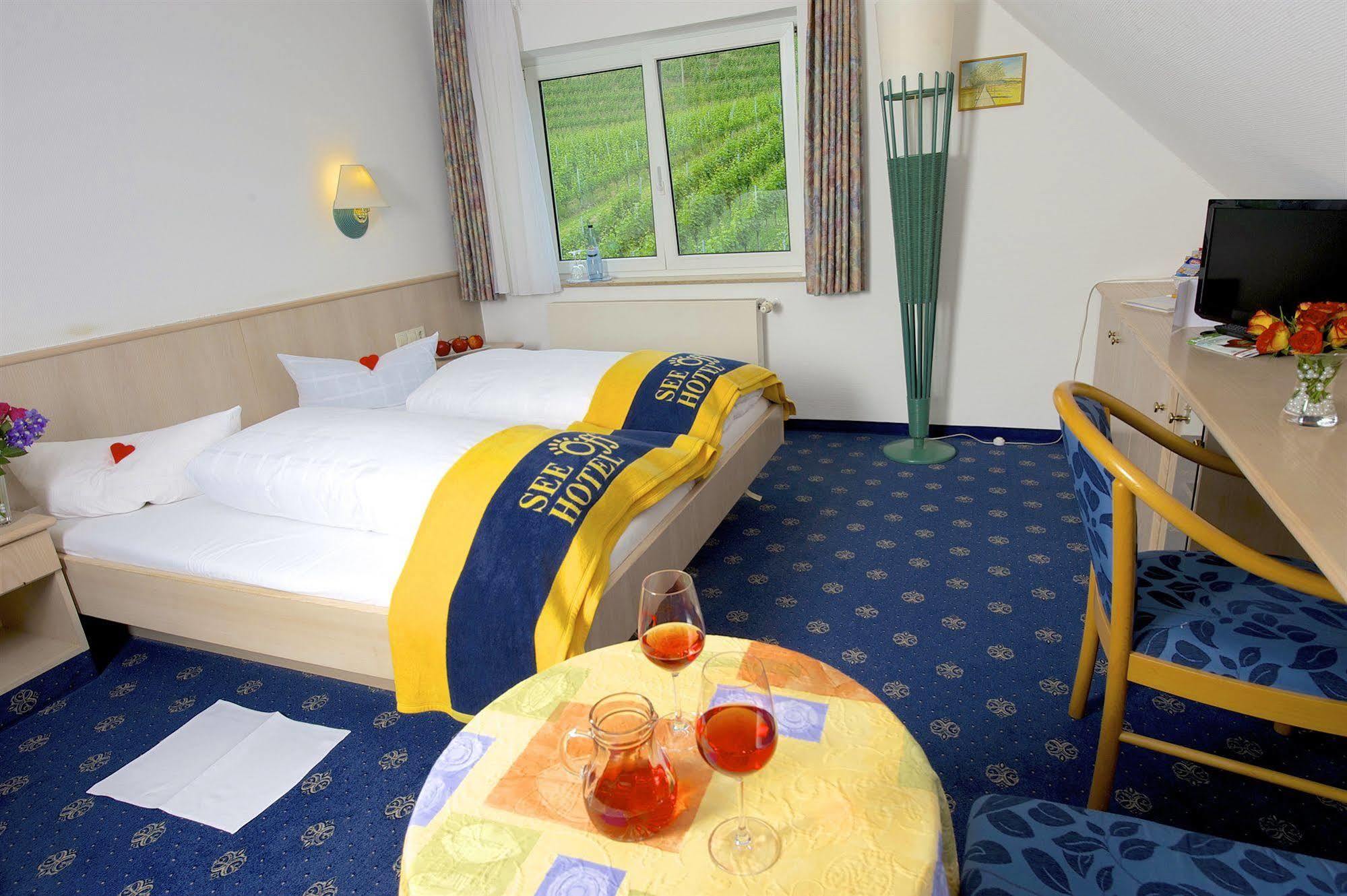 Seehotel Off Meersburg Exterior photo