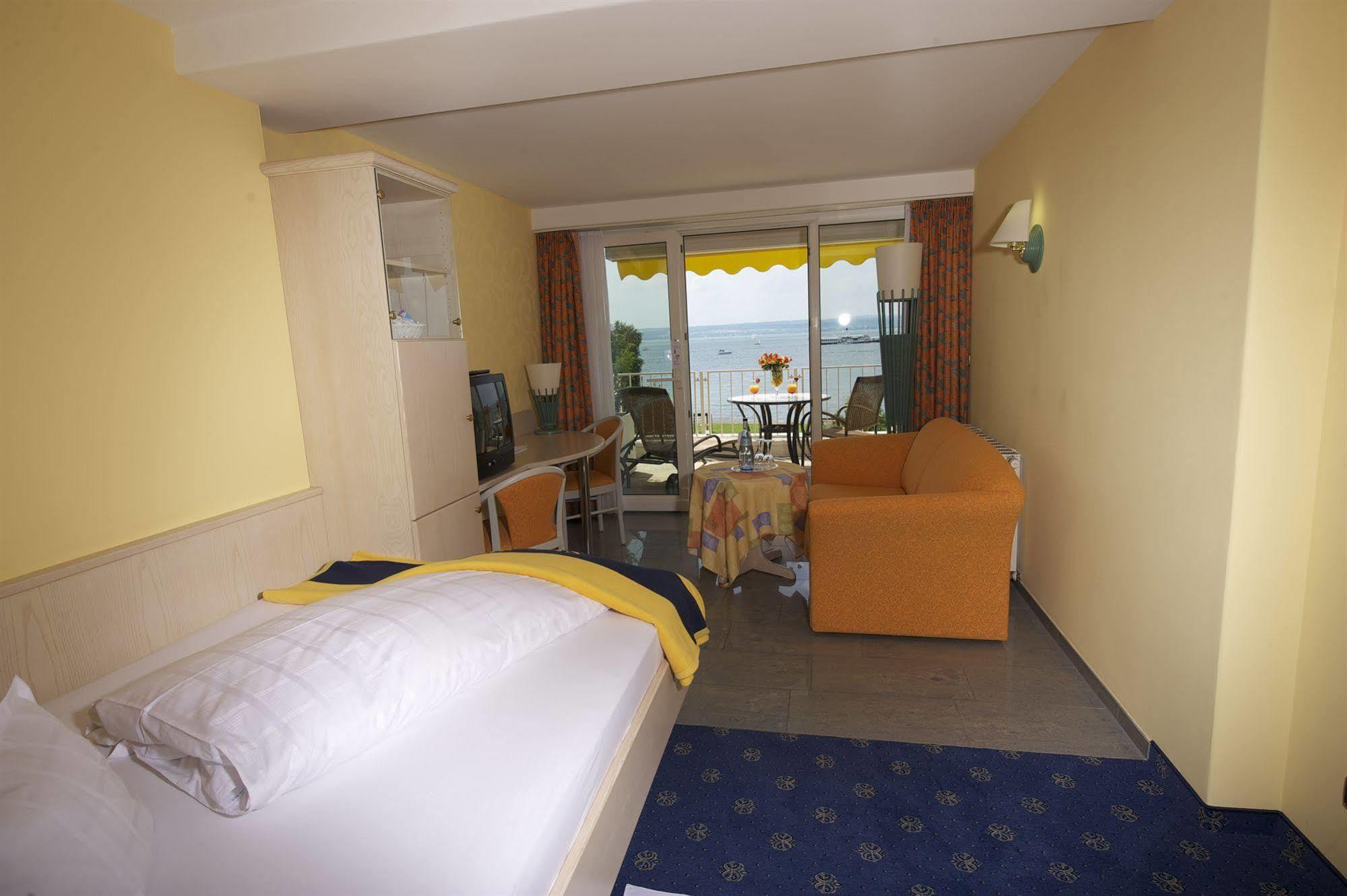 Seehotel Off Meersburg Exterior photo